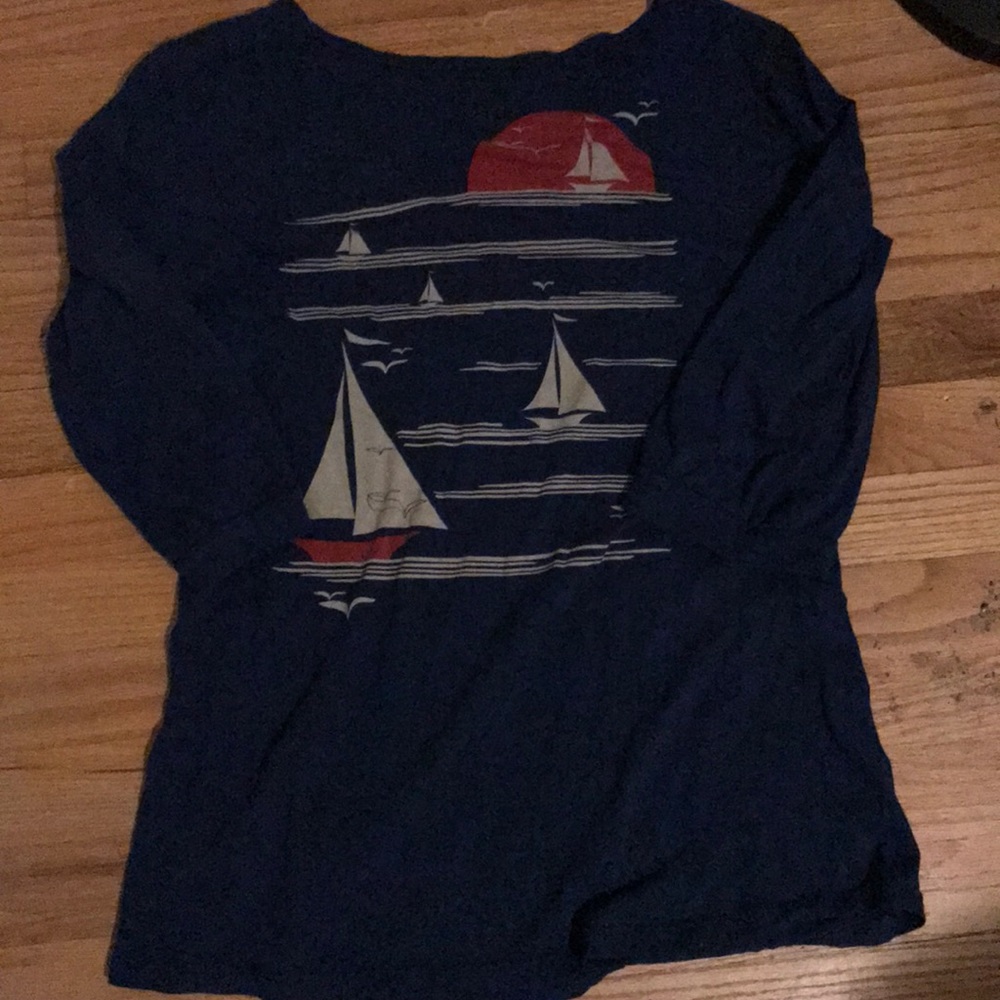 Blue Platypus super cute top!